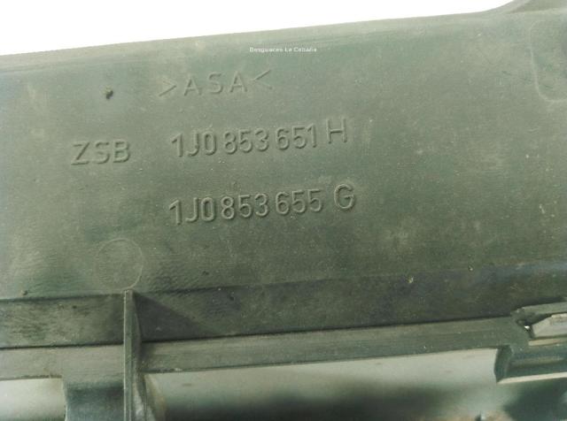 VAG 1J0853653CGRU Молдинг решетки радиатора в наличии Кривой Рог