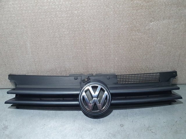 Grade dianteira para Volkswagen Golf IV 1.6 16V AZD 1J0853655G