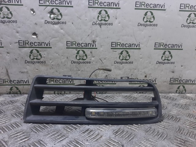 1J0853666E VAG Решетка бампера переднего правая купить в Одесса