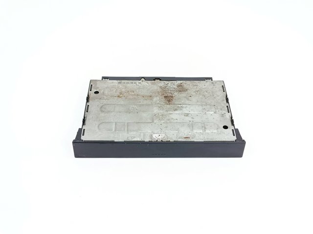 1J0858601 VAG Подстаканник "торпедо" купить в Сумы