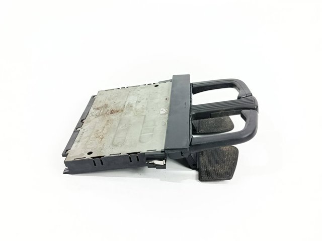 1J0858601 VAG Подстаканник "торпедо" купить в Кривой Рог