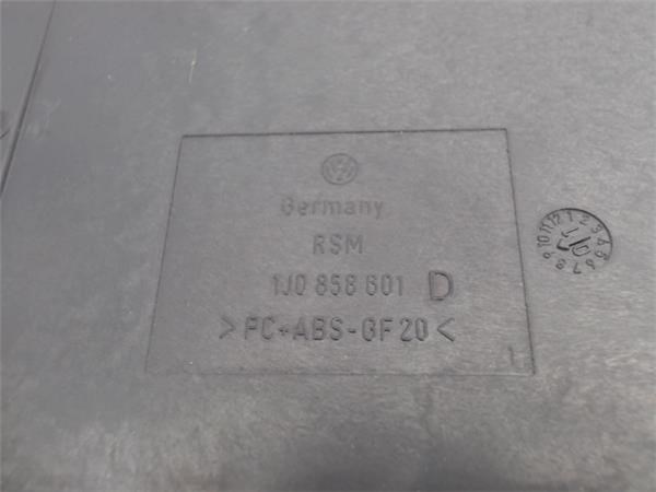 VAG 1J0858601 Подстаканник "торпедо" в наличии Винница