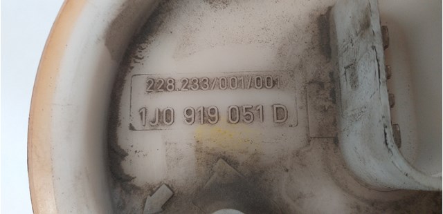 VAG 1J0919051D Модуль топливного насоса с датчиком уровня топлива в наличии Запорожье