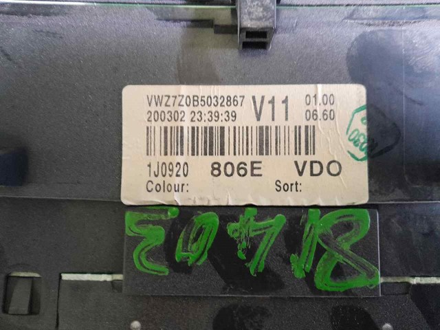 1J0920806E VAG Приборная доска (щиток приборов) купить в Черновцы