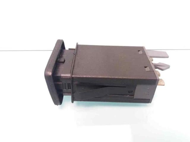 VAG 1J0953235C Кнопка включения аварийного сигнала в наличии Черкассы