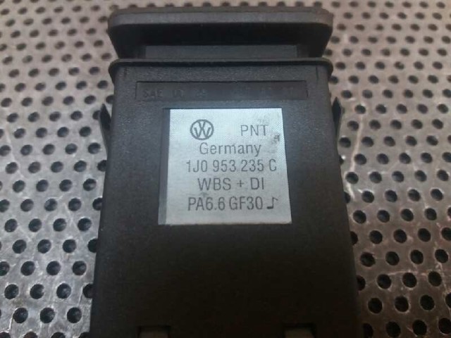 1J0953235C VAG Кнопка включения аварийного сигнала купить в Ирпень