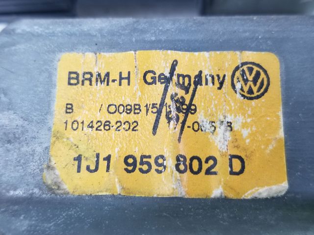 1J1959802D VAG Мотор стеклоподъемника двери передней правой купить в Киев