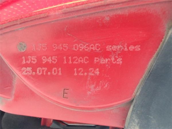 1J5945096AC Задний фонарь купить Киев