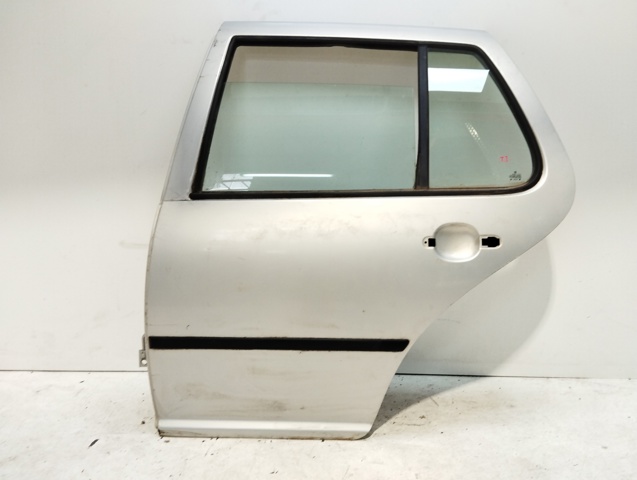 Porta traseira esquerda para Volkswagen Golf IV 1.6 AKL 1J6833055F