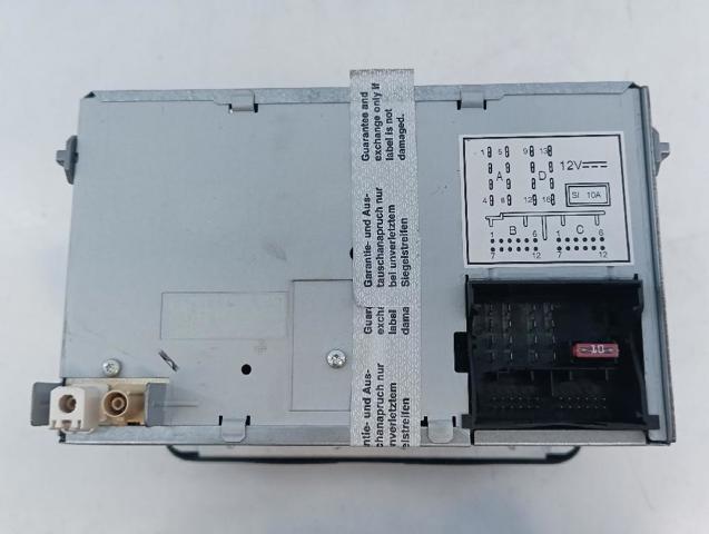 1K0035186AF VAG Магнитола (радио AM/FM), универсальная купить в Киев