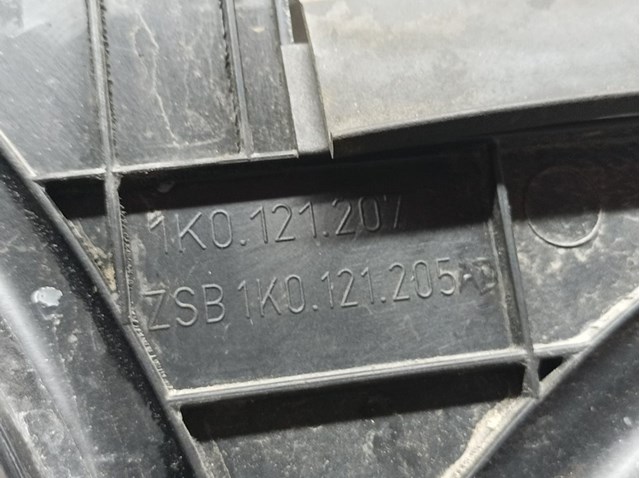 Difusor do radiador de esfriamento 1K0121205AD VAG