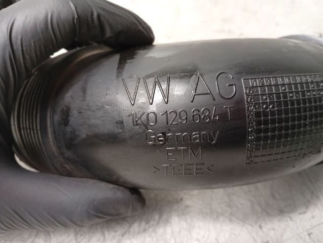 Cano derivado de ar do medidor de consumo do ar Volkswagen Passat 362