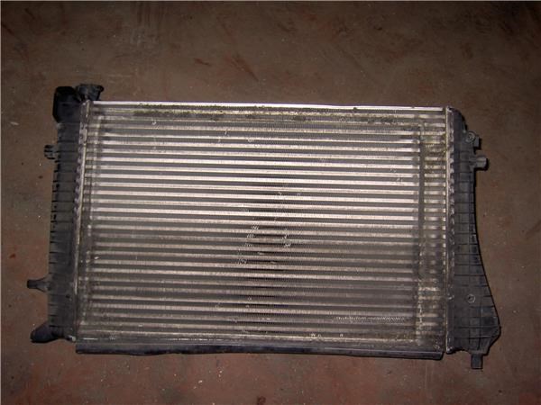 VAG 1K0145803F Интеркулер в наличии Николаев