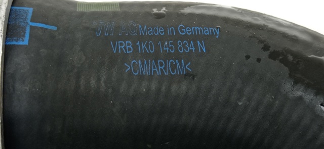 VAG 1K0145834N Шланг (патрубок) интеркуллера в наличии Киев
