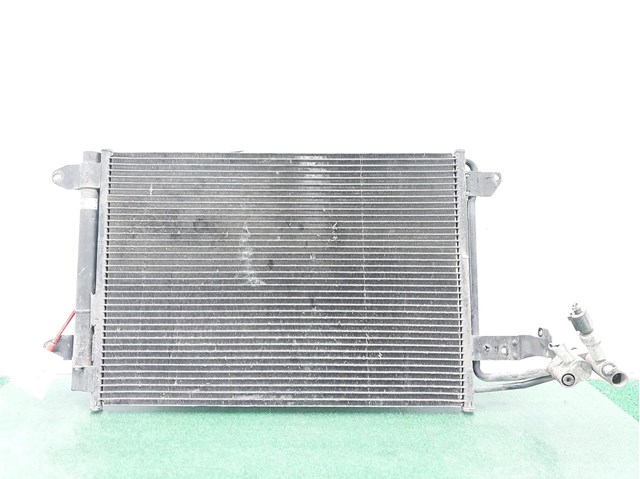 Condensador / radiador de ar condicionado para Audi A3 (8P1) (2003-2012) 1.9 TDI BLS 1K0298403A