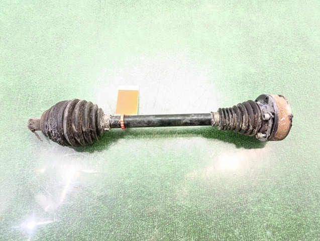 VAG 1K0407271DR Левая полуось в наличии Николаев