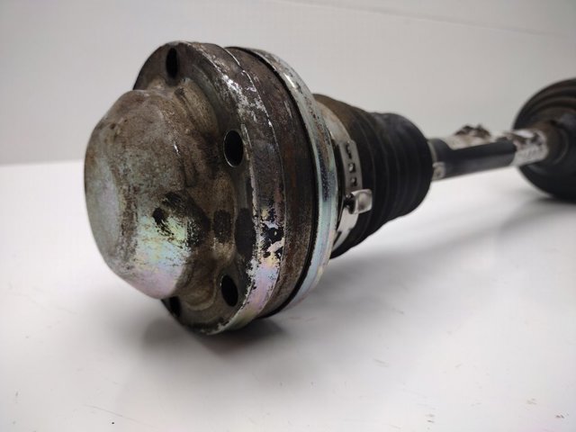 1K0407271JK Полуось (привод) передняя левая купить Украина