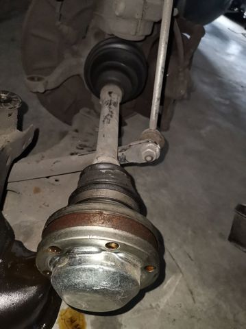 VAG 1K0407271NQ Левая полуось в наличии Ирпень