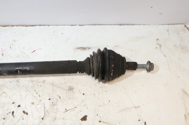 1K0407764LX VAG Правая полуось купить в Чернигов