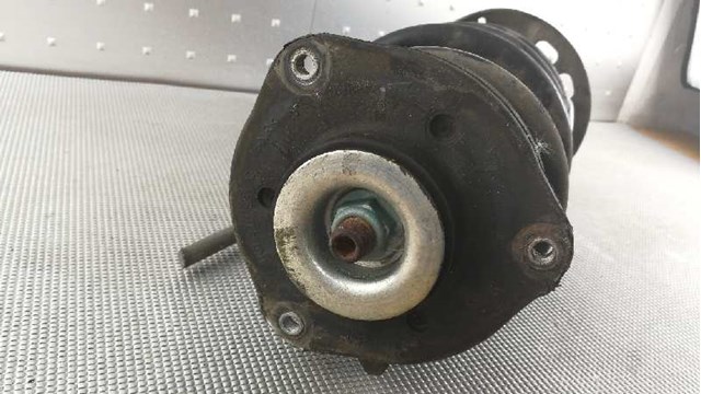VAG 1K0413031CT Амортизатор передний в наличии Днепр