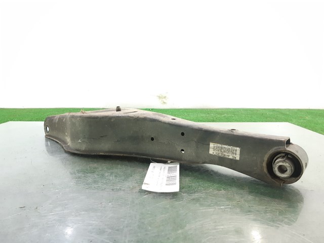 Braço inferior da suspensão traseira direita para Skoda Octavia II Combi 2.0 TDI 16V 4x4 bmm 1K0505311AB