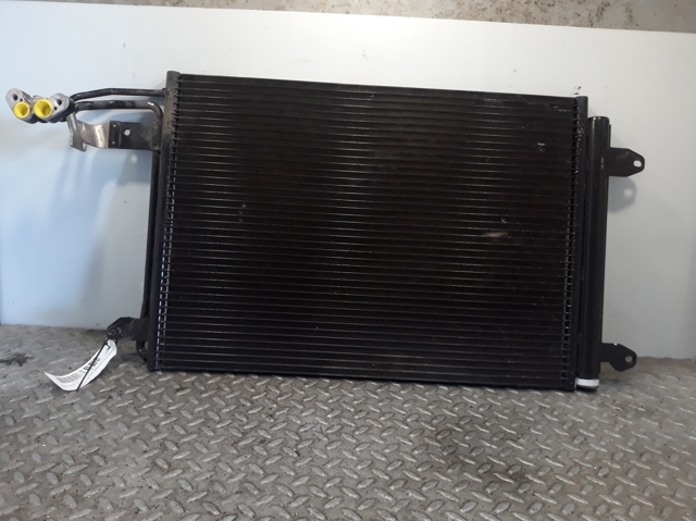Condensador / radiador de ar condicionado para audi a3 sportback 1.9 tdi bxe 1K0820411AD