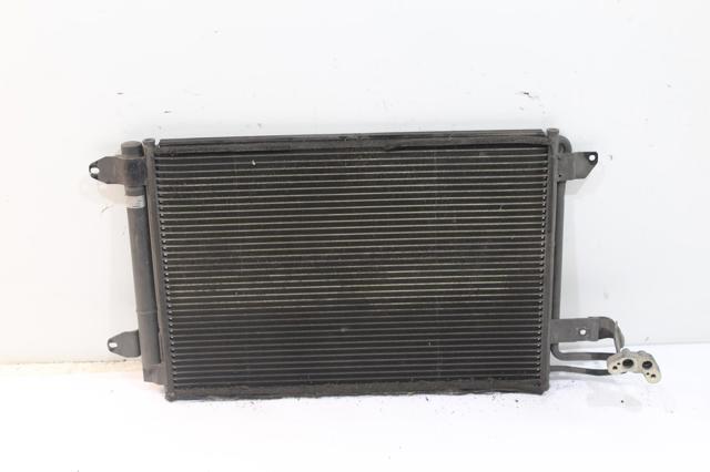 Condensador / radiador de ar condicionado para volkswagen golf v (1k1) (2003-2008) 1.6 fsi blp 1K0820411F