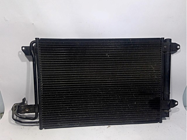 Condensador / radiador de ar condicionado para skoda octavia ii 1.9 tdi bxe 1K0820411G