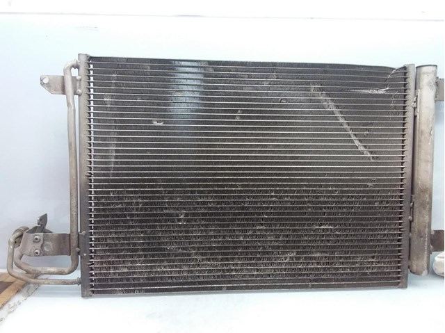 Condensador / radiador de ar condicionado para skoda octavia sedan (1z3) 2.0 tdi 16v bkd 1K0820411N