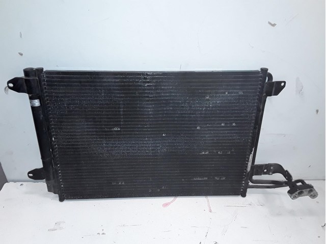 Condensador / radiador de ar condicionado para skoda octavia ii 1.9 tdi bxe 1K0820411P