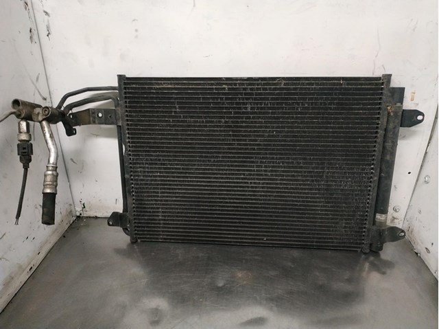 Condensador / radiador de ar condicionado para volkswagen touran 1.4 tsi bmy 1K0820411Q
