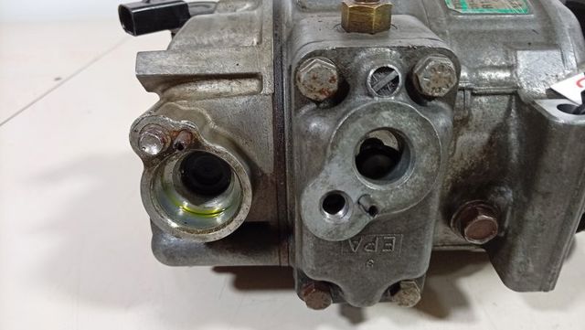 VAG 1K0820808G Компрессор кондиционера в наличии Киев