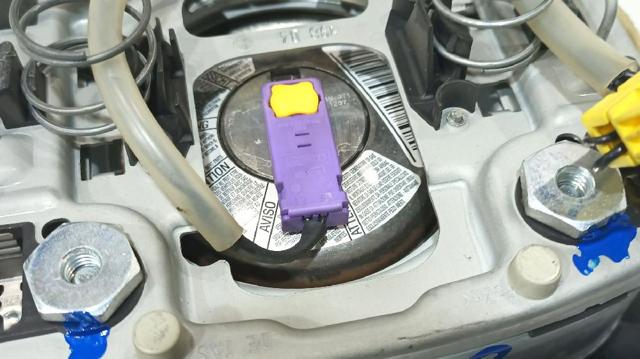 1K0880201P1BZ Подушка безопасности (AIRBAG) водительская купить Винница