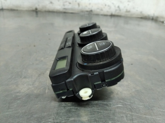 Unidade de controlo dos modos de aquecimento/condicionamento Volkswagen Golf 5 1K1