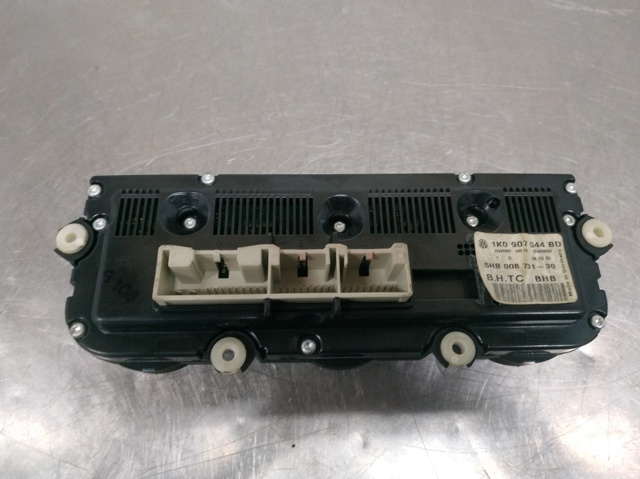 Unidade de controlo dos modos de aquecimento/condicionamento Volkswagen Golf 5 1K1