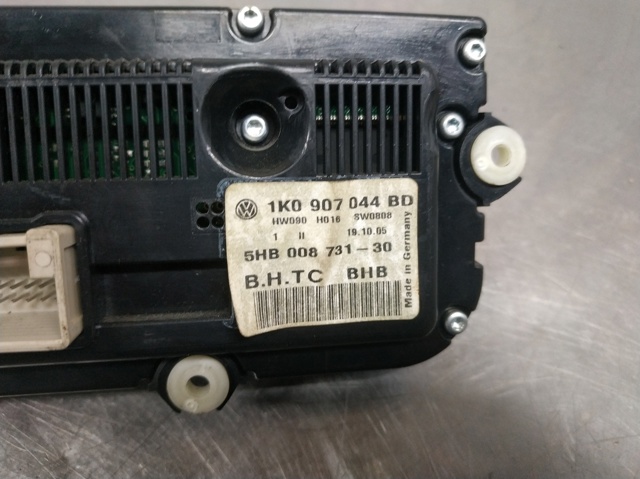 Unidade de controlo dos modos de aquecimento/condicionamento Volkswagen Golf 5 1K1