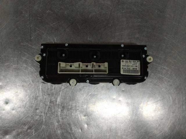 Unidade de controlo dos modos de aquecimento/condicionamento Volkswagen Golf 5 1K1