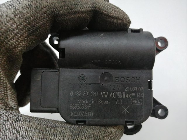 Abertura do motor escotilhas ar condicionado para Skoda Octavia II Combi 2.0 TDI 16V 4x4 bmm 1K0907511B