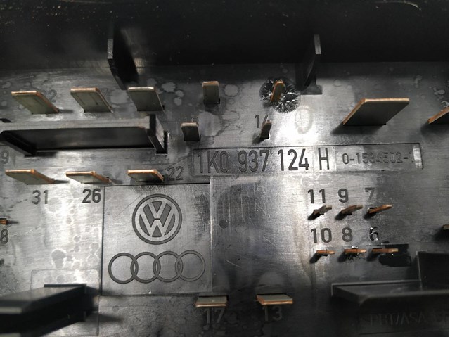 Caixa de relé / fusíveis para Volkswagen touran 1.9 tdi bkcblsbxe 1K0937124H