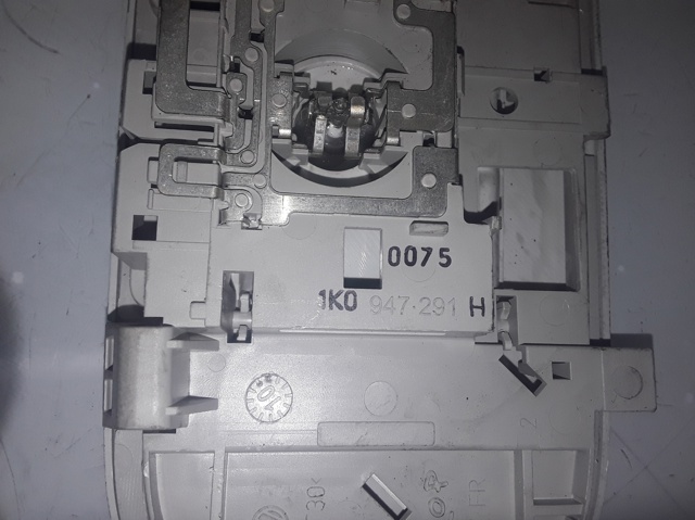 1K0947291H VAG Плафон освещения салона (кабины) задний купить в Чернигов