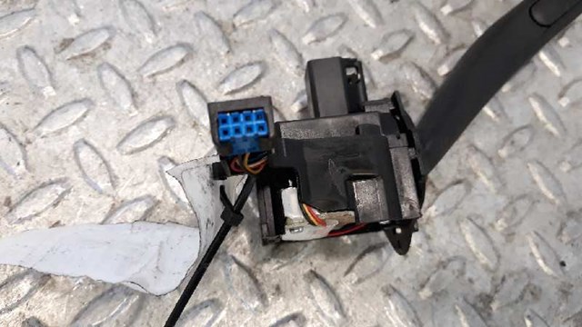 VAG 1K0953519J9B9 Переключатель подрулевой правый в наличии Черкассы