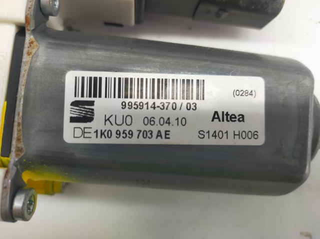 1K0959703AE VAG Мотор стеклоподъемника двери задней левой купить в Кривой Рог