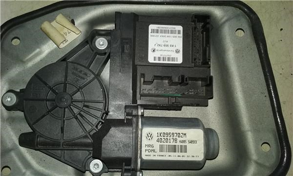 1K0959703K VAG Мотор стеклоподъемника двери задней левой купить в Ирпень