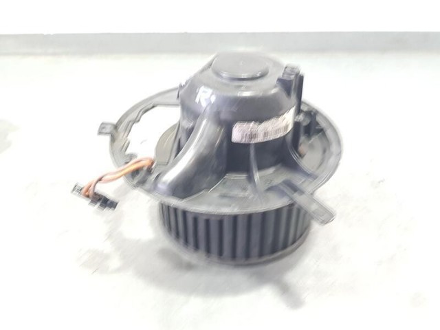 VAG 1K1819015F Мотор вентилятора печки (отопителя салона) в наличии Ровно