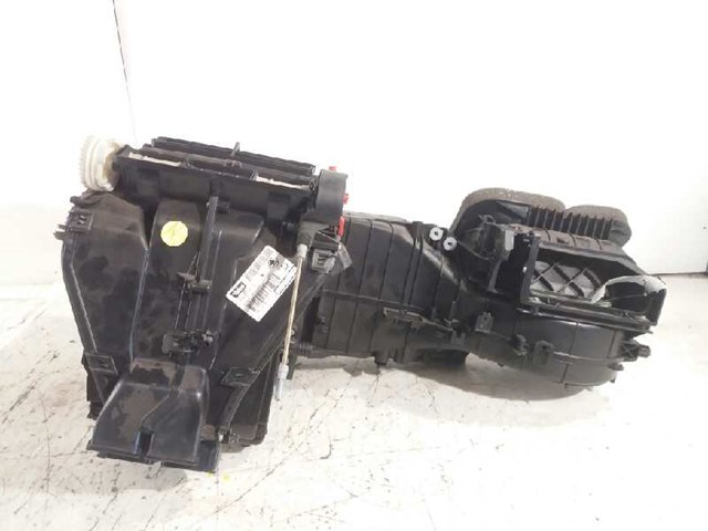 VAG 1K1820007A Корпус печки в сборе в наличии Полтава