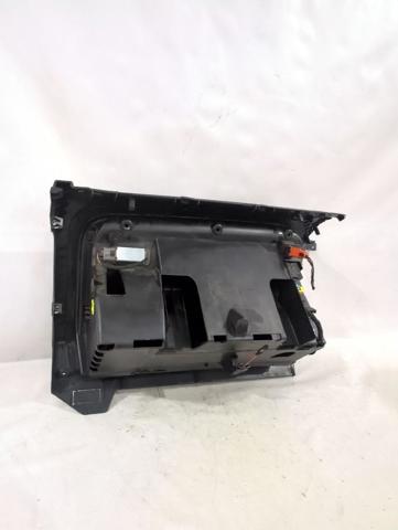 VAG 1K1857101M82V Крышка перчаточного ящика (бардачка) в наличии Полтава
