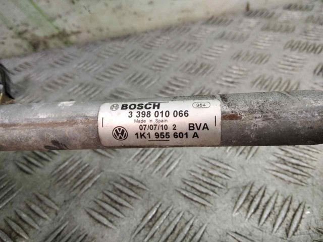 VAG 1K1955601A Трапеция стеклоочистителя в наличии Одесса