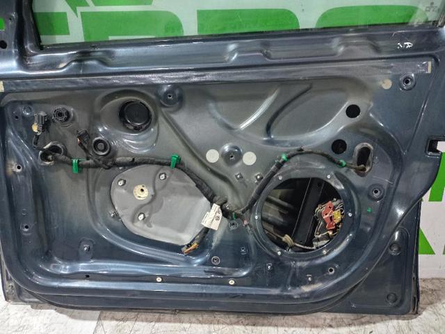1K4831604 VAG Панель-щека двери передней правой купить в Черновцы