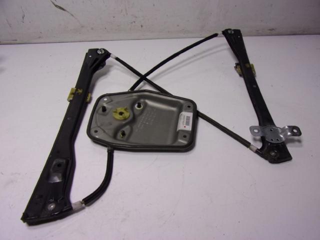 Mecanismo de acionamento de vidro da porta dianteira direita 1K4837462A VAG