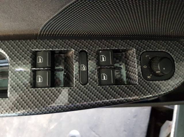 Controle da janela dianteira esquerda para Volkswagen Touran (1T1,1T1) (2003-2004) 2.0 TDI BKD 1K4959857B